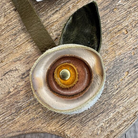 Genuine Leather Flower Charm Crossbody Leather Tassel Neutral Bag Flair - Picture 3 of 5